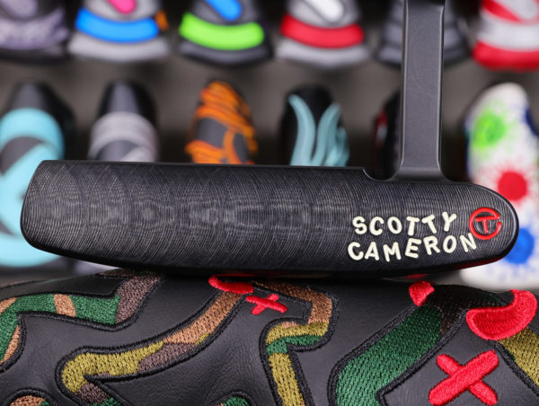 scotty cameron tour only 3x black carbon steel 009 prototype circle t 330g putter with tiger woods style sight dot and script titleist stamp golf club