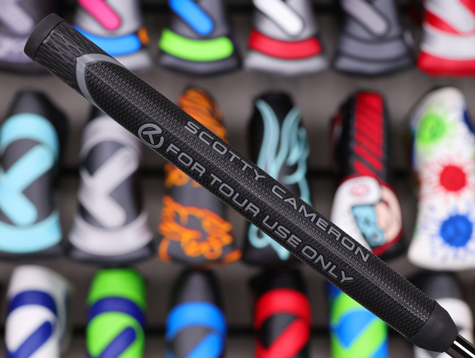 Scotty Cameron Tour Only Black SSS Phantom T11.5 Circle T 360G w/ "I-Beam" Jet Neck & Black Shaft - Image 9