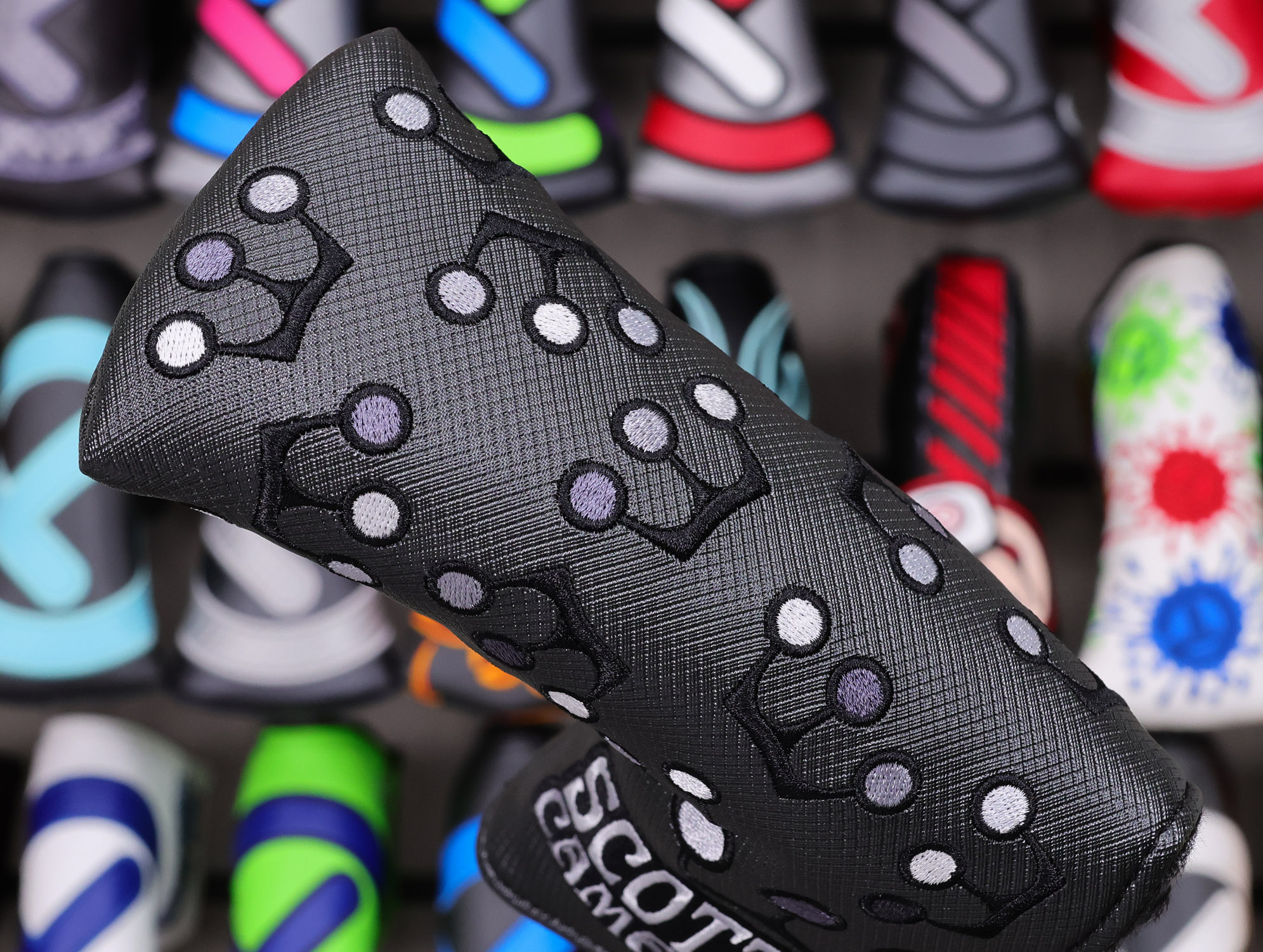 Scotty Cameron Tour Only Deep Milled Black SSS Newport 1.5 Select Circle T 360G w/ "Translucent Smoke" Bombs - Image 10