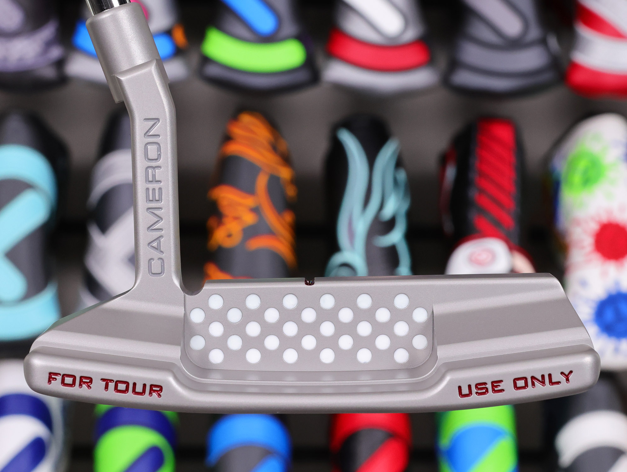 scotty cameron tour only silver sss t22 newport 2 teryllium circle t 360g putter with translucent red top line brooks koepka design golf club