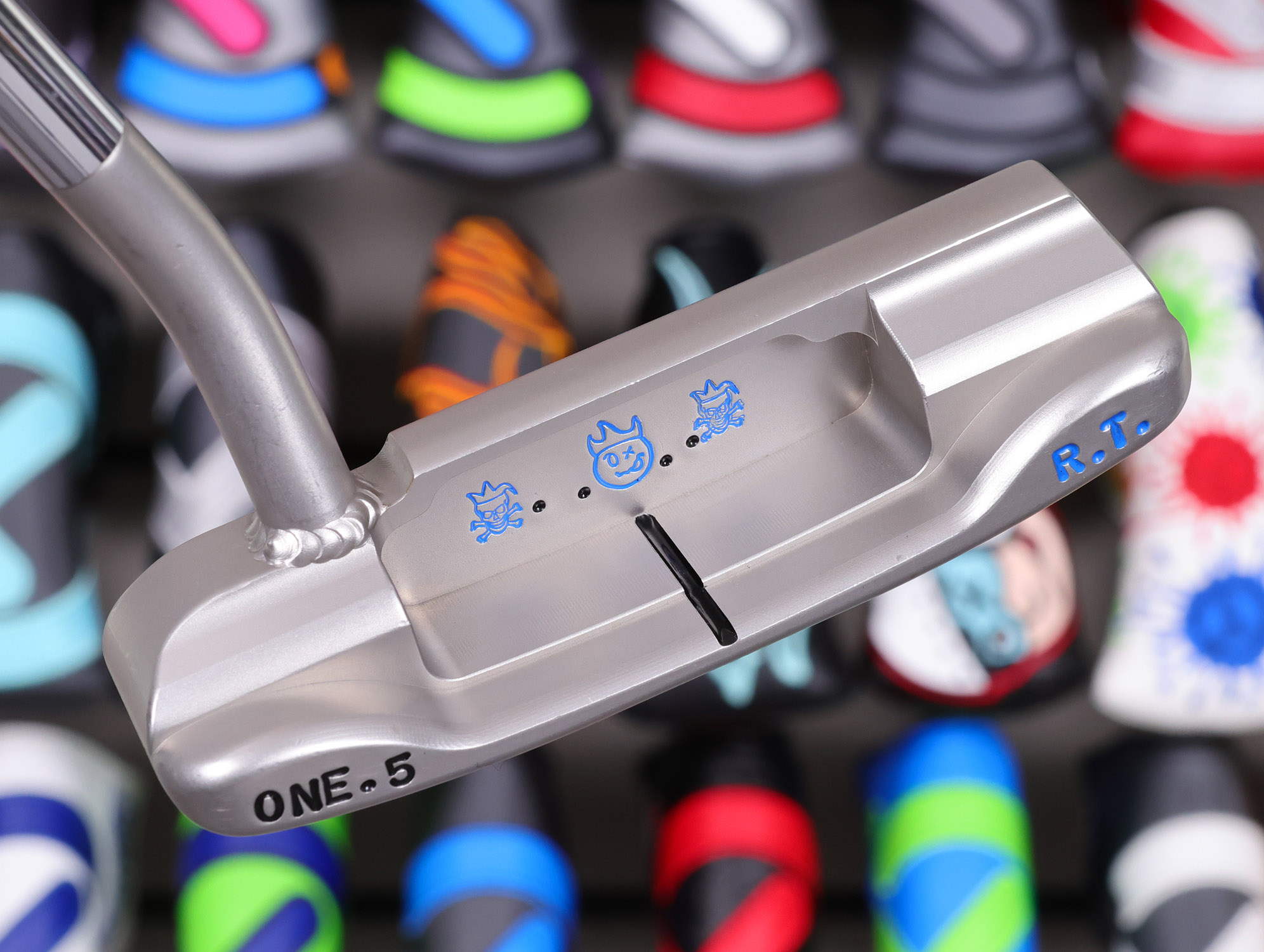 scotty cameron tour only sss masterful 009m circle t 350g putter with welded 1.5 round neck and tour jester and hot head harry stamps golf club