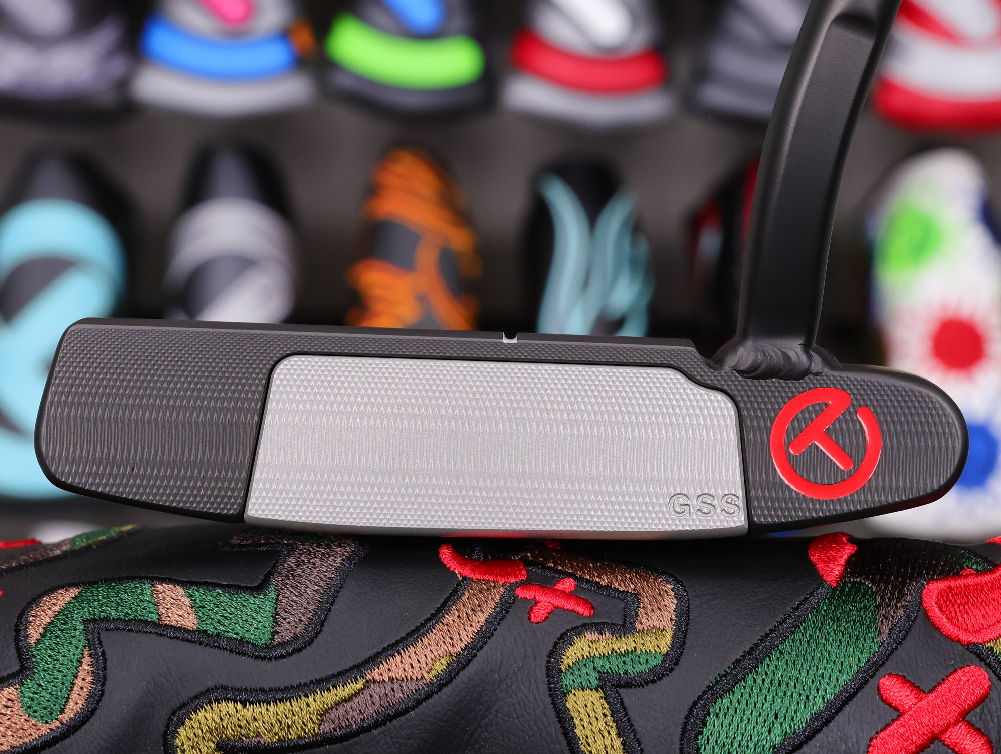 scotty cameron tour only black gss insert concept 1 prototype circle t 360g putter with welded 2.5 neck and top line golf club