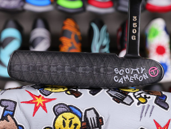 scotty cameron tour only brushed black carbon steel 009 beach prototype circle t 350g putter with hula girl tour jester and scotty dog stamps and sight dot golf club
