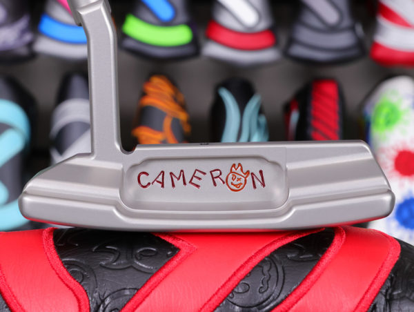 scotty cameron tour only sss timeless t2 circle t 350g putter with hot head harry and crowned scotty dog stamps and sight dot golf club