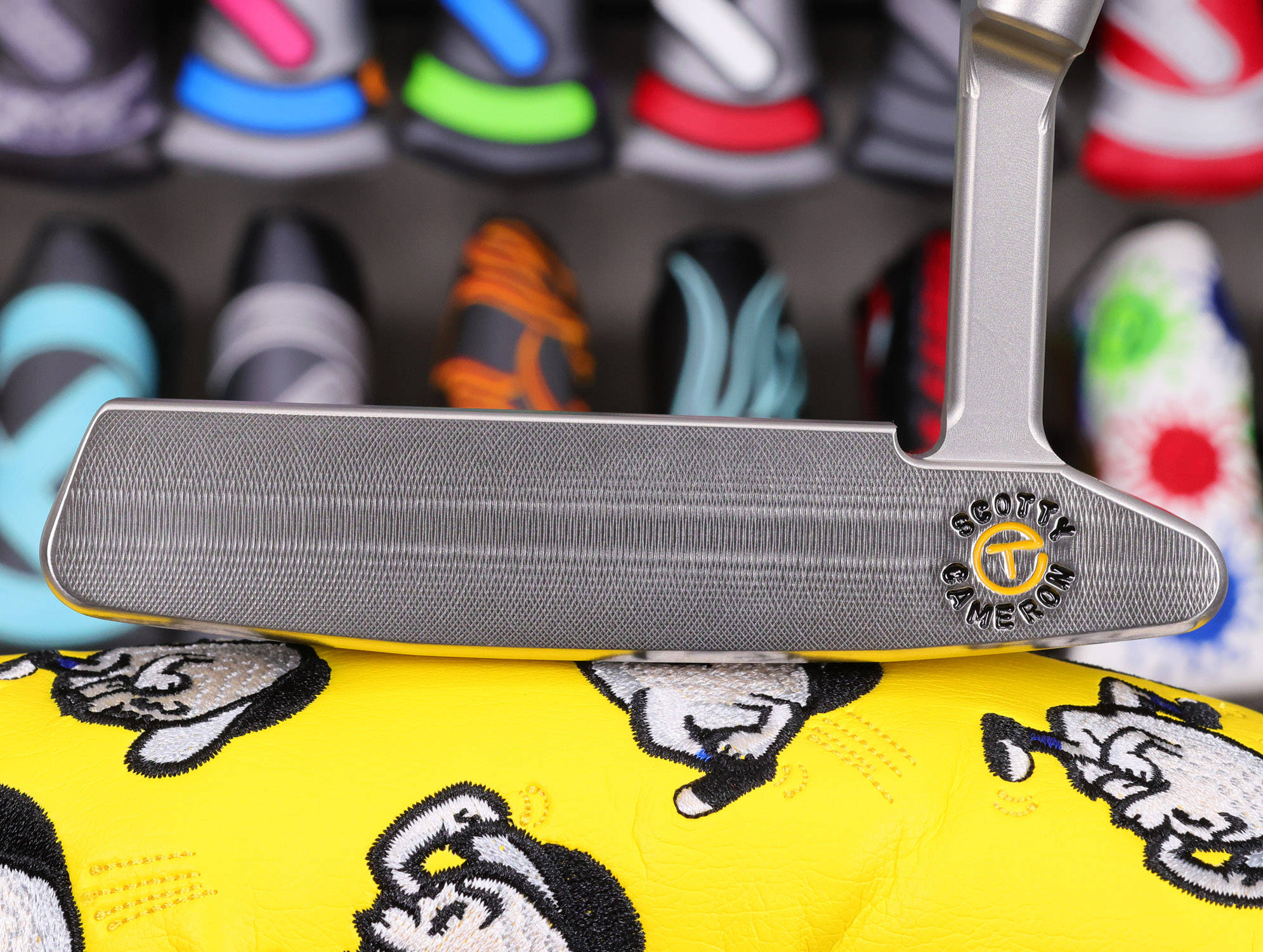 scotty cameron tour only sss timeless tourtype tt circle t 350g putter with peace sign and sun stamps golf club