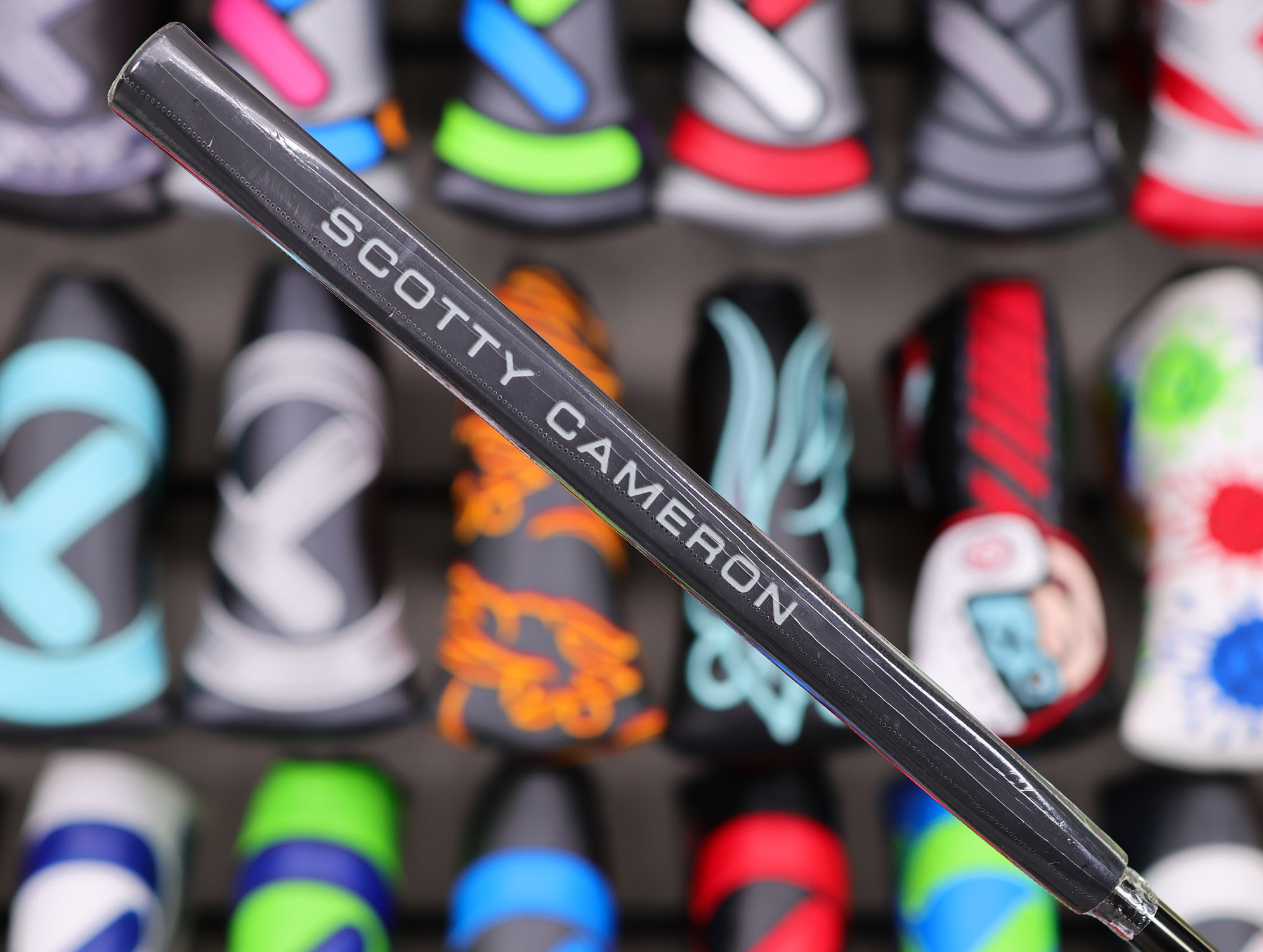 Scotty Cameron Limited Release B3 Triple Black Newport 2 Long Neck 34″ - Image 6