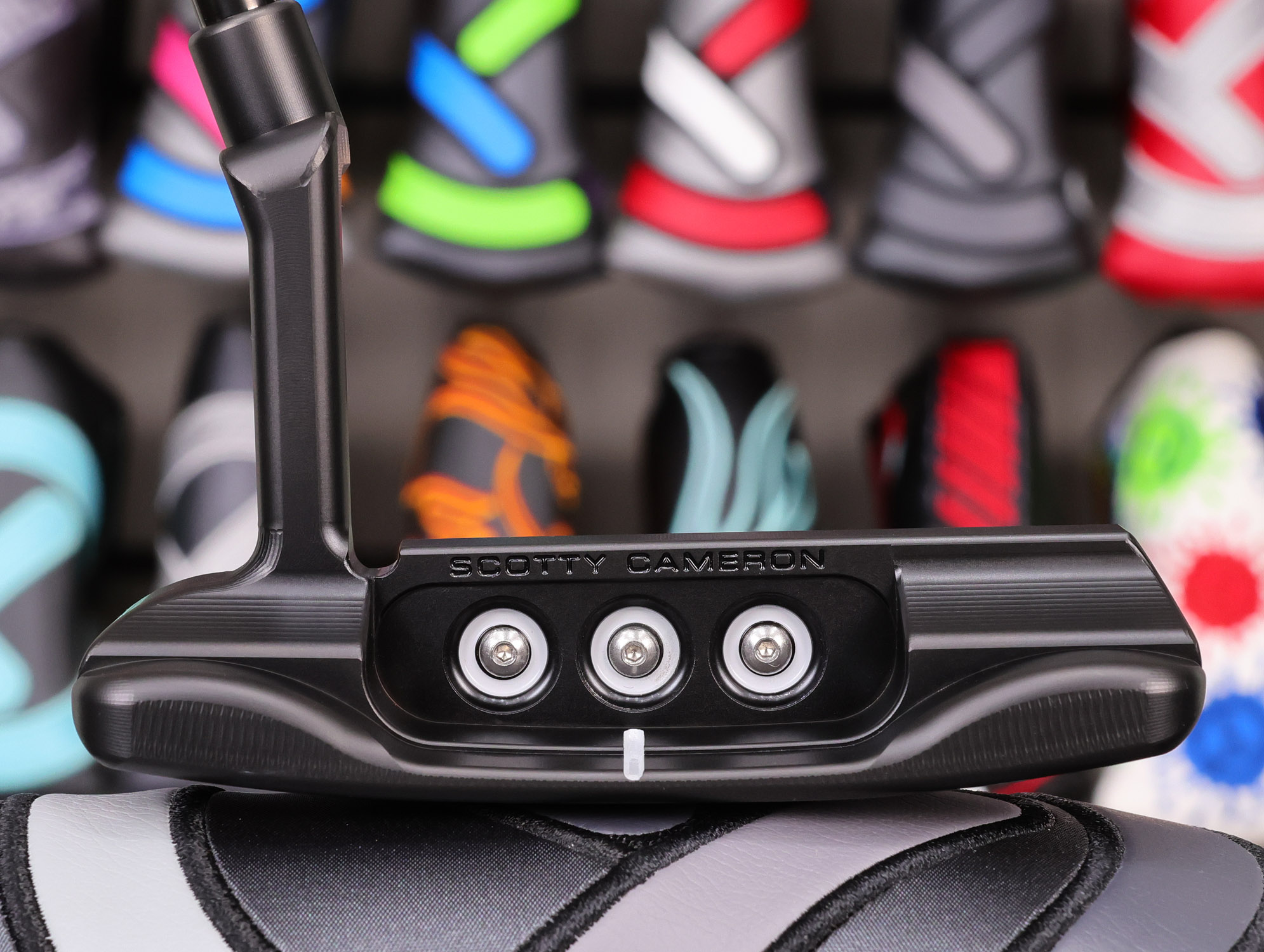 scotty cameron tour only black masterful buttonback teryllium insert circle t 360g putter with black shaft golf club