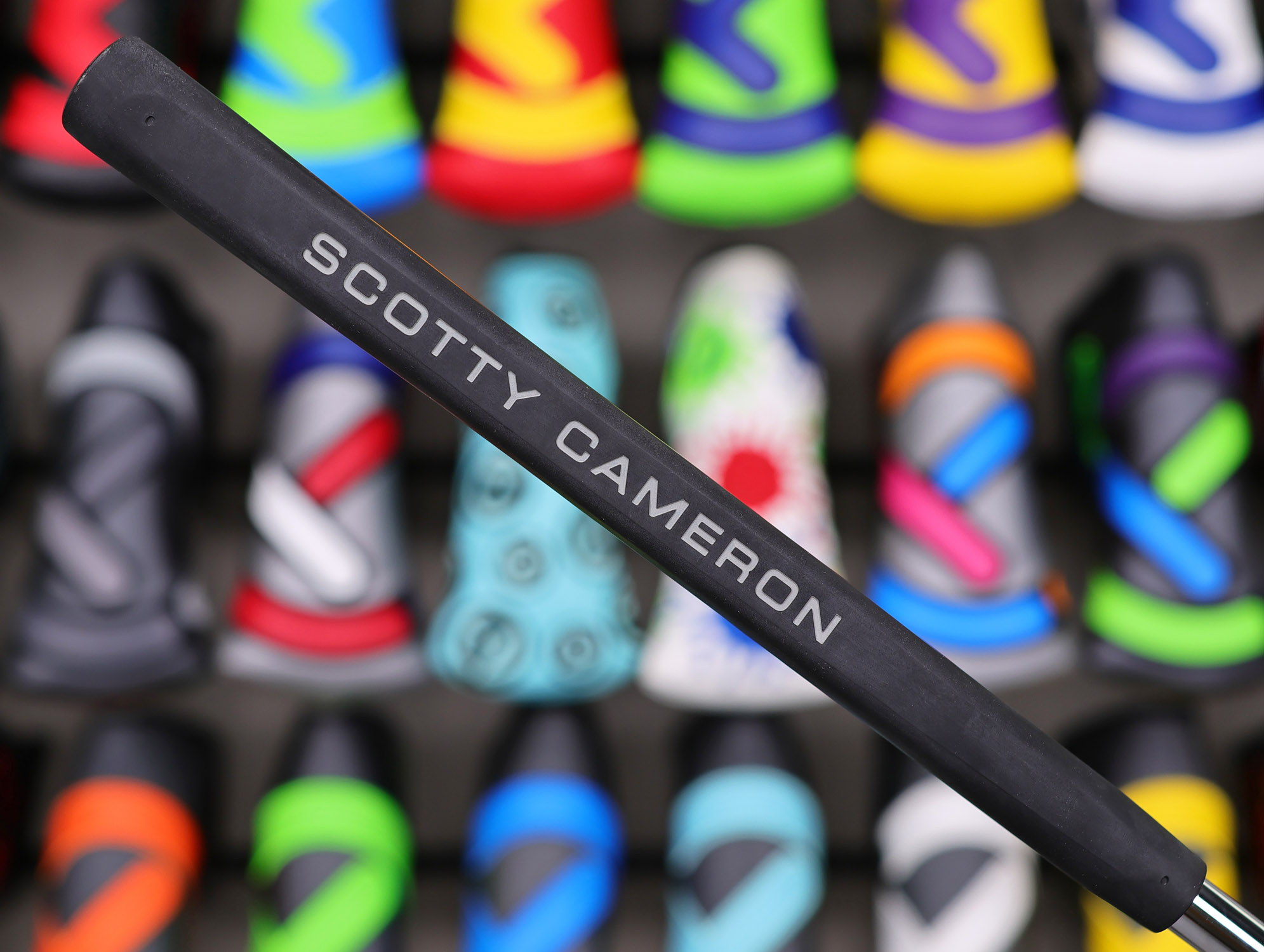 scotty cameron for tour use only black and gray pistolero plus circle t putter grip