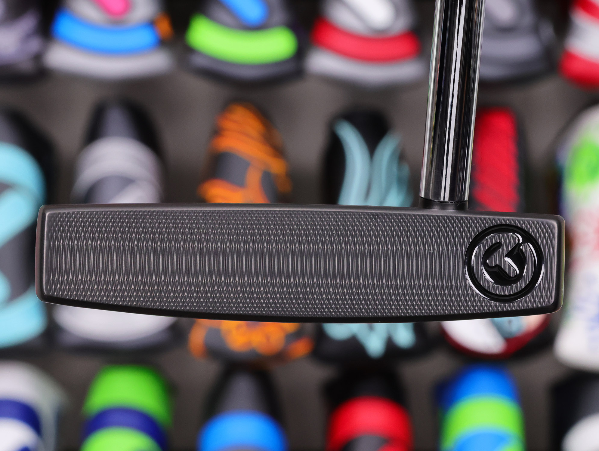 scotty cameron tour only black sss futura x5r circle t 360g putter with translucent orange paint and triple sight dots golf club