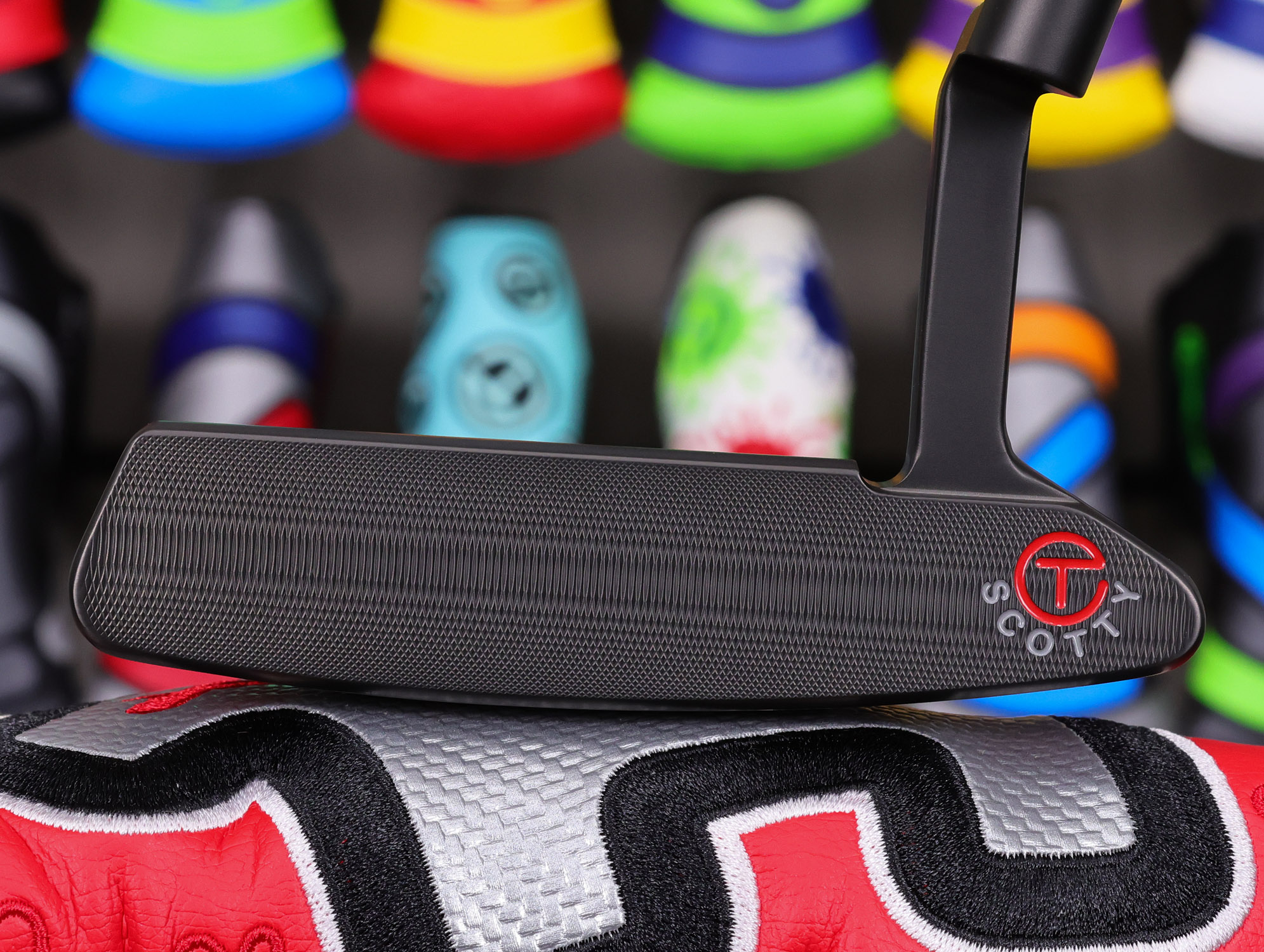 scotty cameron tour only black sss newport 2 studio select circle t 360g putter with cherry bombs golf club