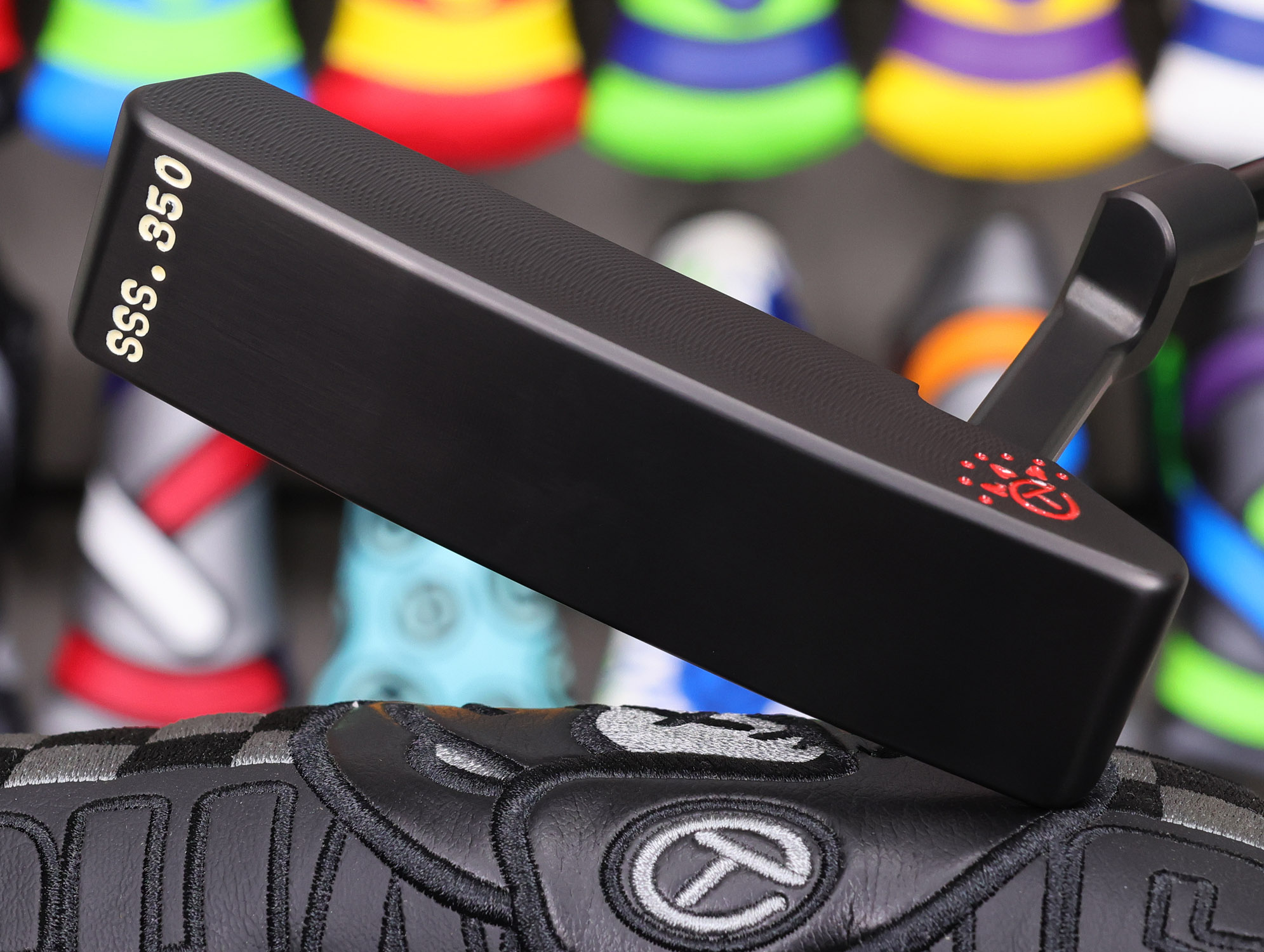 scotty cameron tour only black sss timeless tourtype circle t 350g putter with carlsbad ca 92009 stamping and black shaft golf club