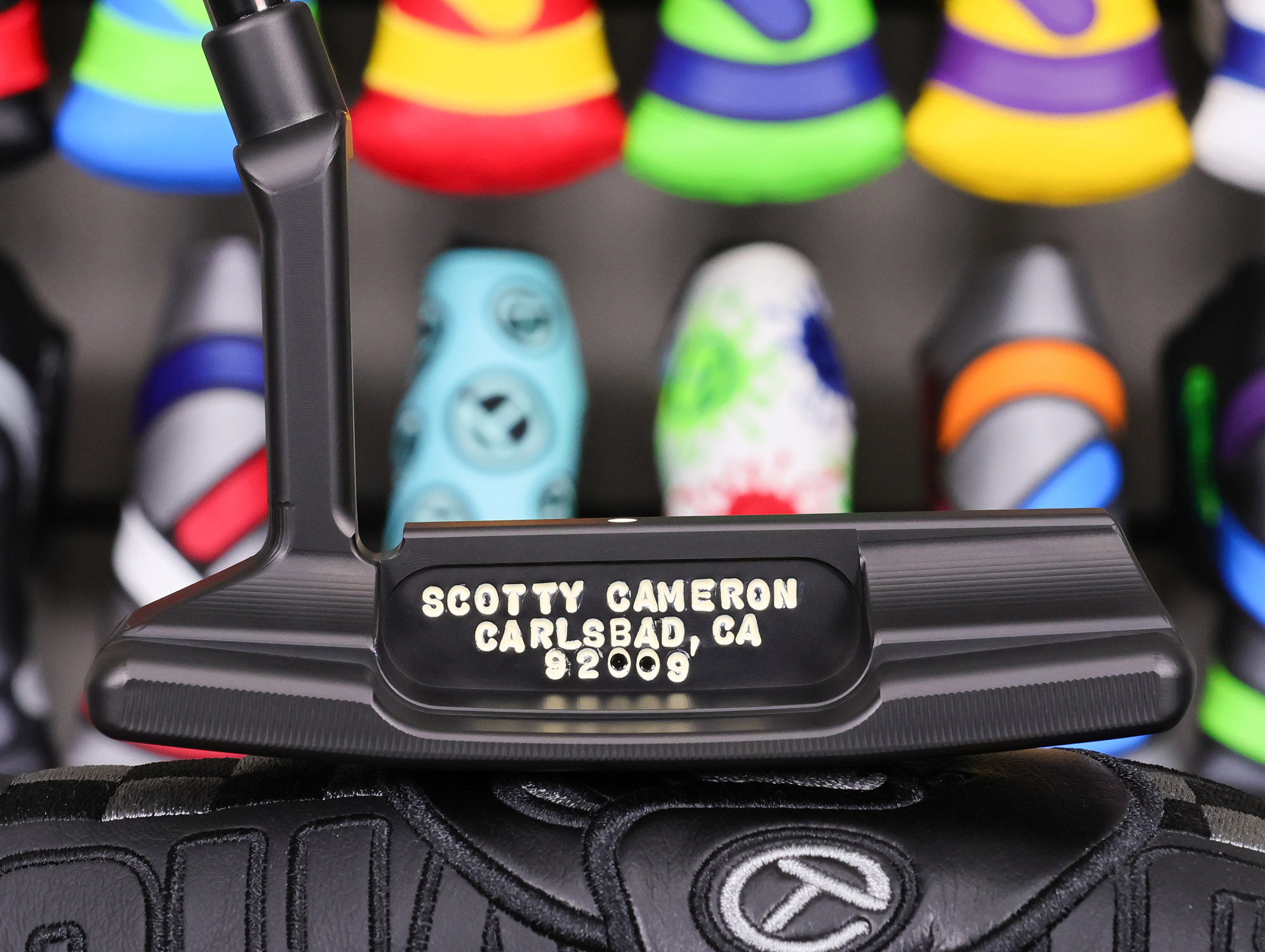 scotty cameron tour only black sss timeless tourtype circle t 350g putter with carlsbad ca 92009 stamping and black shaft golf club