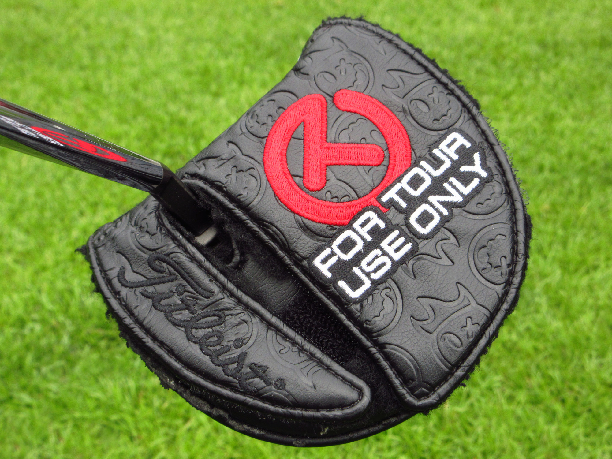 Scotty Cameron Tour Only Black SSS Phantom X T11.5 Circle T 360G w/ “Hot Head Harry” CT Headcover - Image 13
