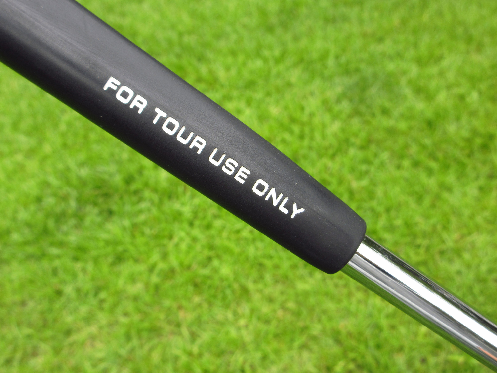 Scotty Cameron Tour Only Black SSS Phantom X T11.5 Circle T 360G w/ “Hot Head Harry” CT Headcover - Image 8