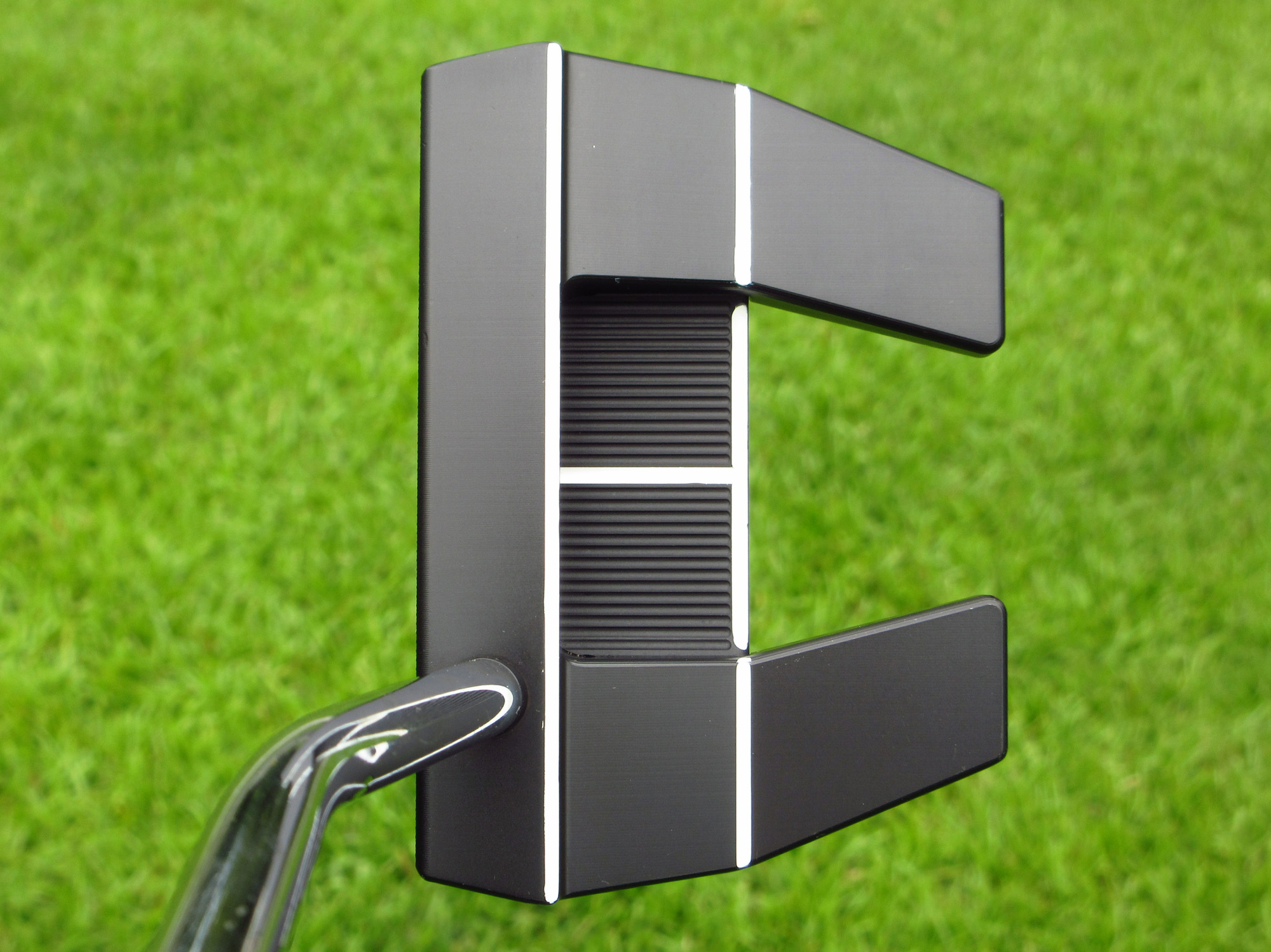 scotty cameron tour only black sss futura x5 circle t putter with black shaft and deluxe ct weights golf club