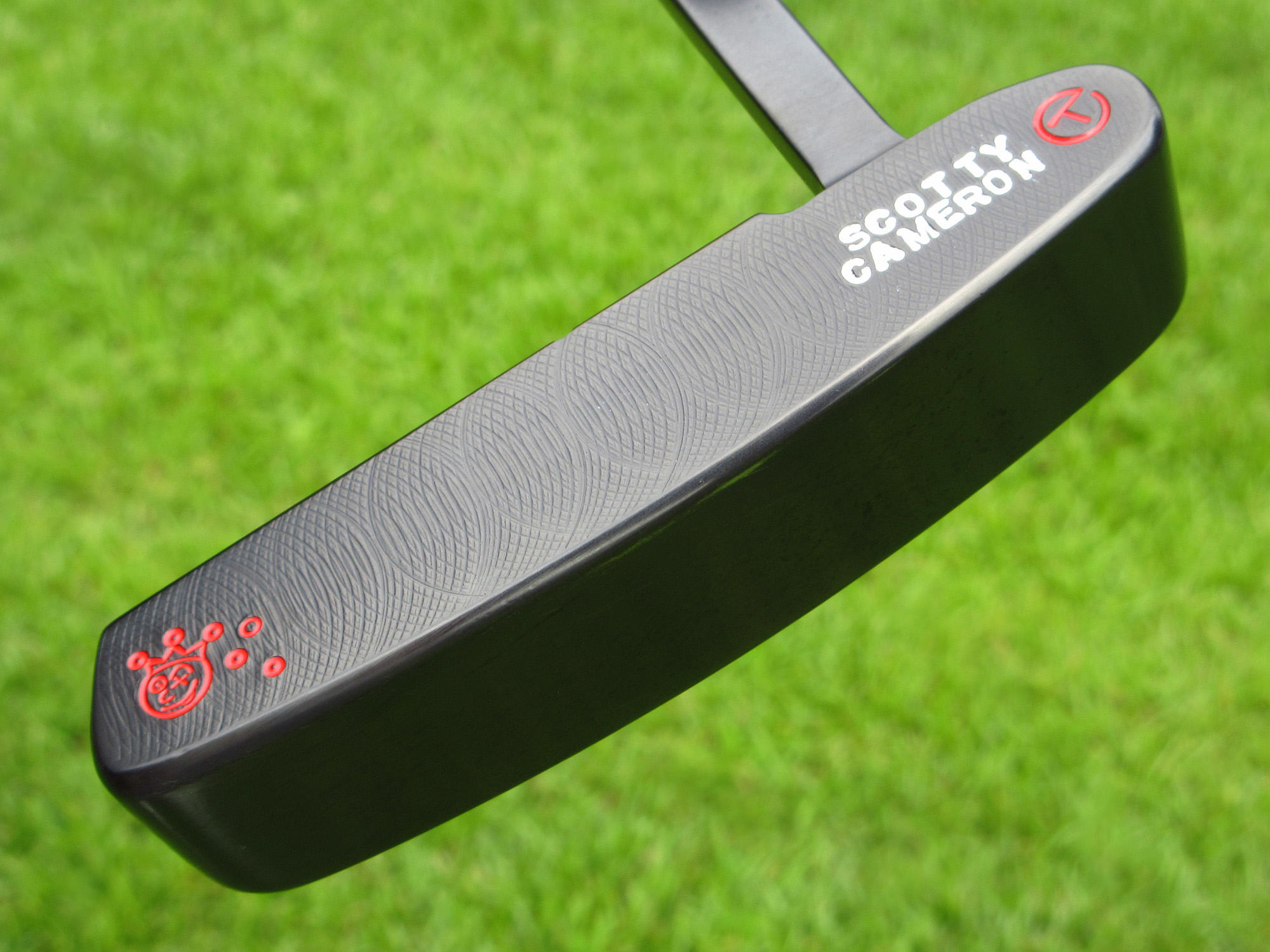 scotty cameron tour only brushed black carbon newport handstamped circle t putter with jackpot johnny stamp and top line golf club