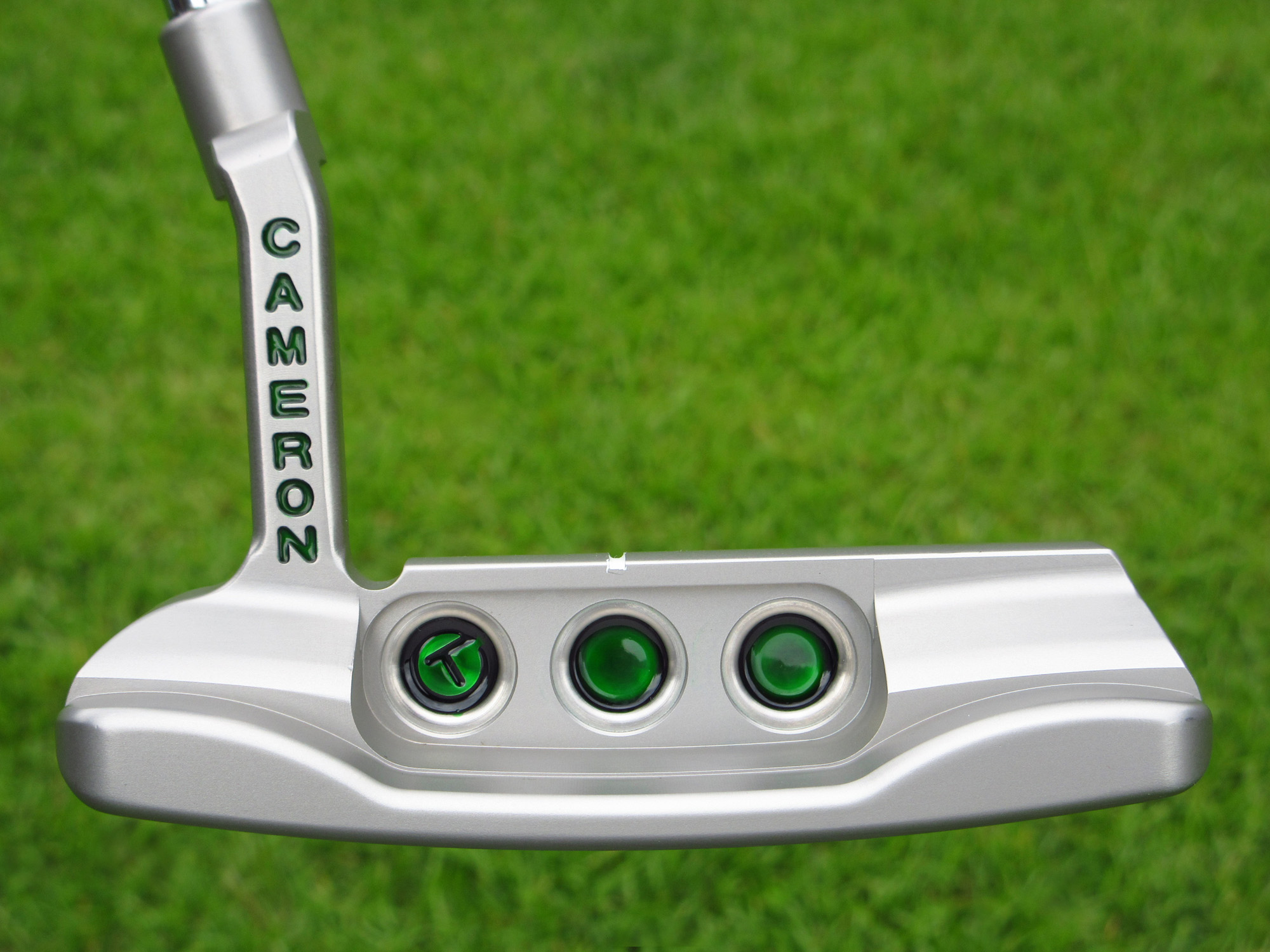 scotty cameron tour only sss newport select circle t putter with translucent green paint and top line golf club