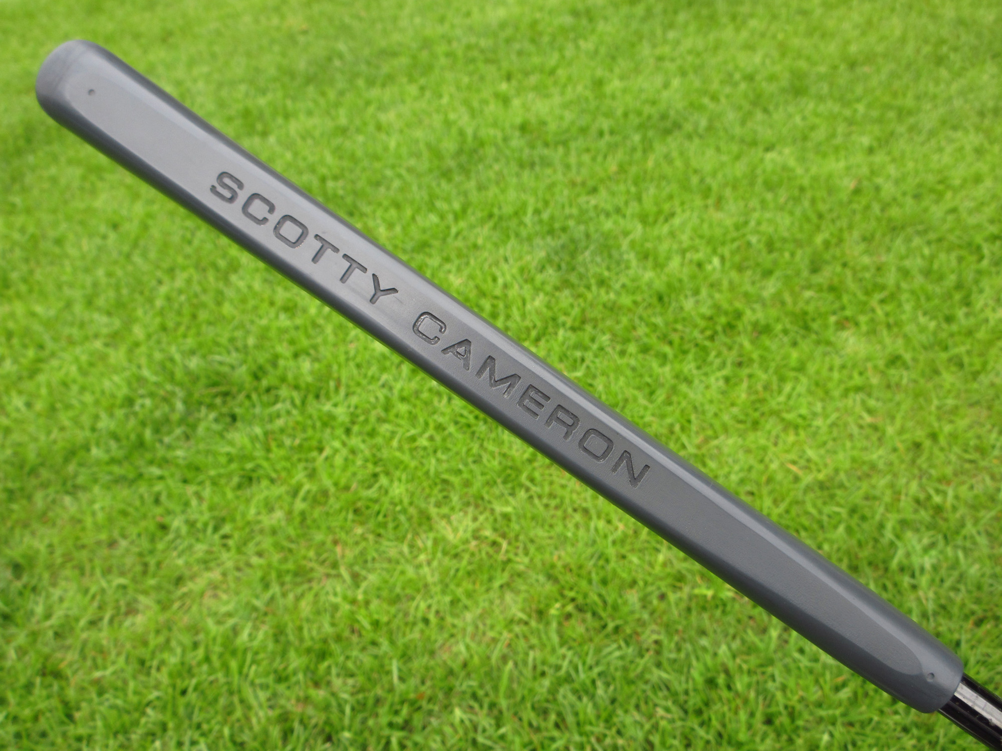 Scotty Cameron Tour Only SSS Phantom X T9.5 Circle T w/ Black Shaft & “Johnny Speed Racer” CT Headcover - Image 9