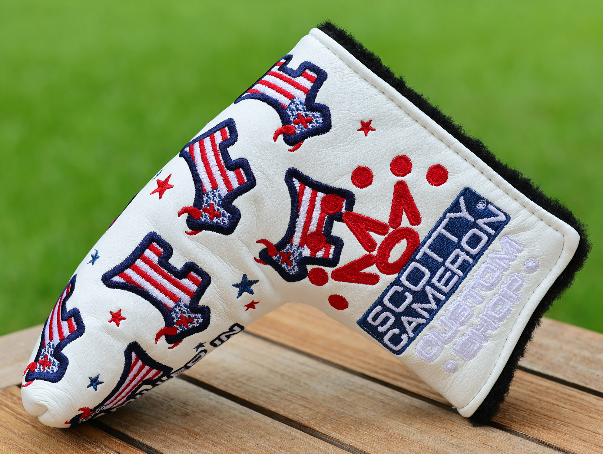 Scotty Cameron Custom Shop “USA Junk Yard Dogs” Blade Headcover