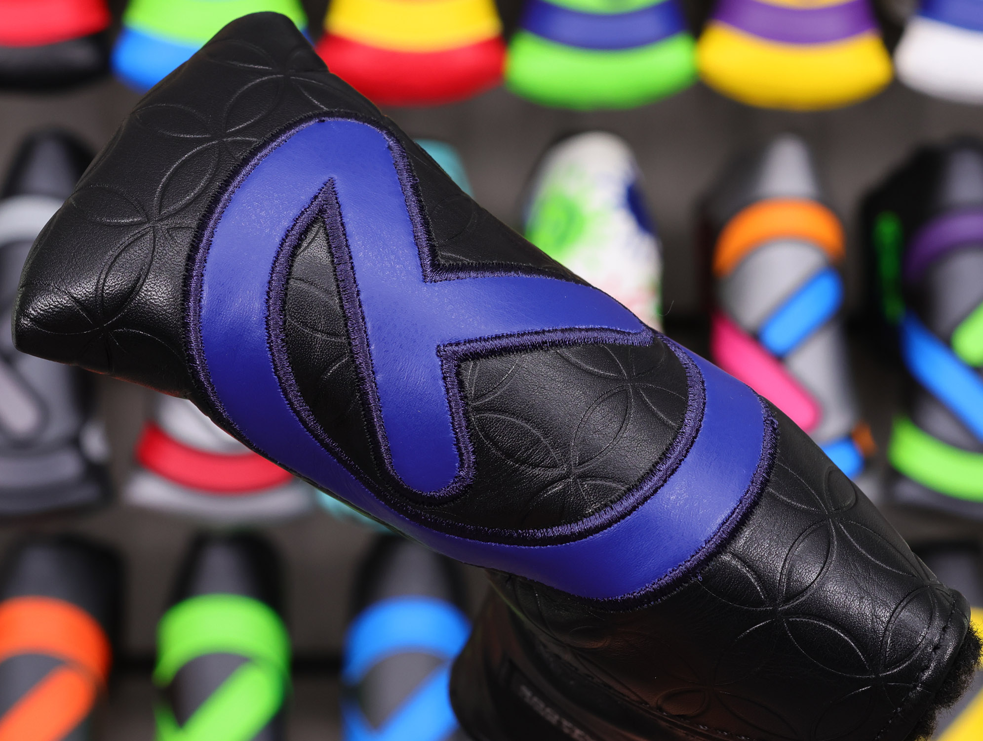 Scotty Cameron VAULT Gallery Exclusive “For Tour Use Only” Black & Navy Blue Industrial Circle T Blade Headcover