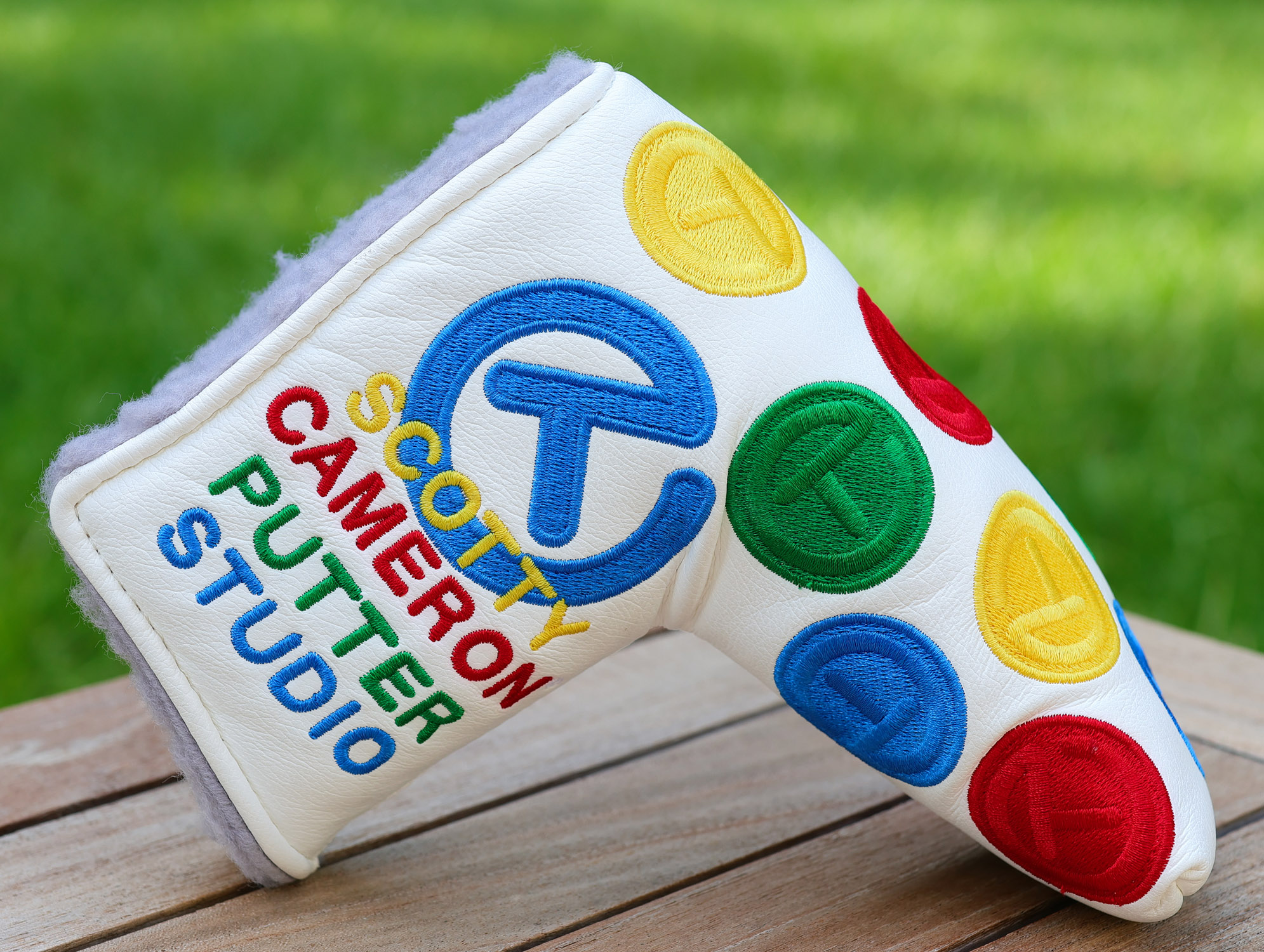 Scotty Cameron “For Tour Use Only” White Twister Dancing Circle T Blade Headcover - Image 2