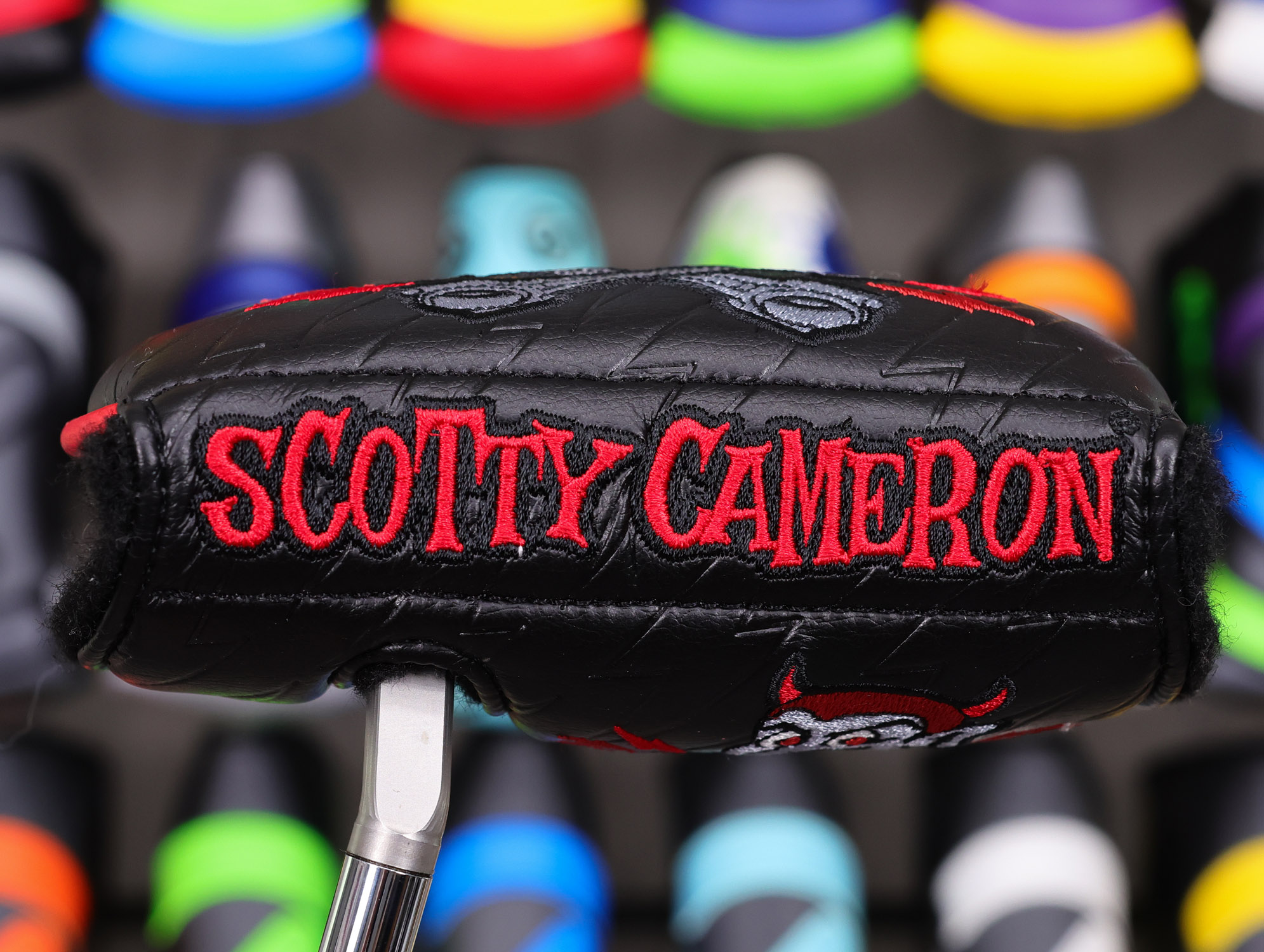 Scotty Cameron Speed Shop Limited Release Black & Red “Speed Demon” Mid Round Headcover - Image 3