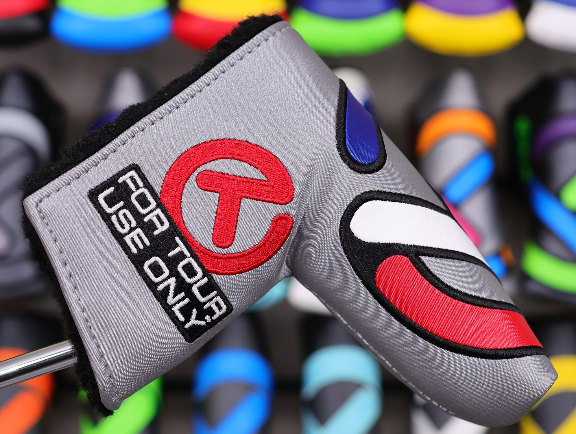 Scotty Cameron Tour Only Black Catalina Studio Style Circle T 350G w/ "Chain-Link" Milled Carbon Steel Insert & RARE "Single Bend" Shaft - Image 11