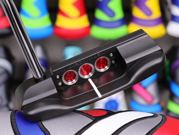 scotty cameron tour only black catalina studio style circle t 350g putter with carbon steel chain link milled insert and tour only single bend shaft for slight toe hang golf club