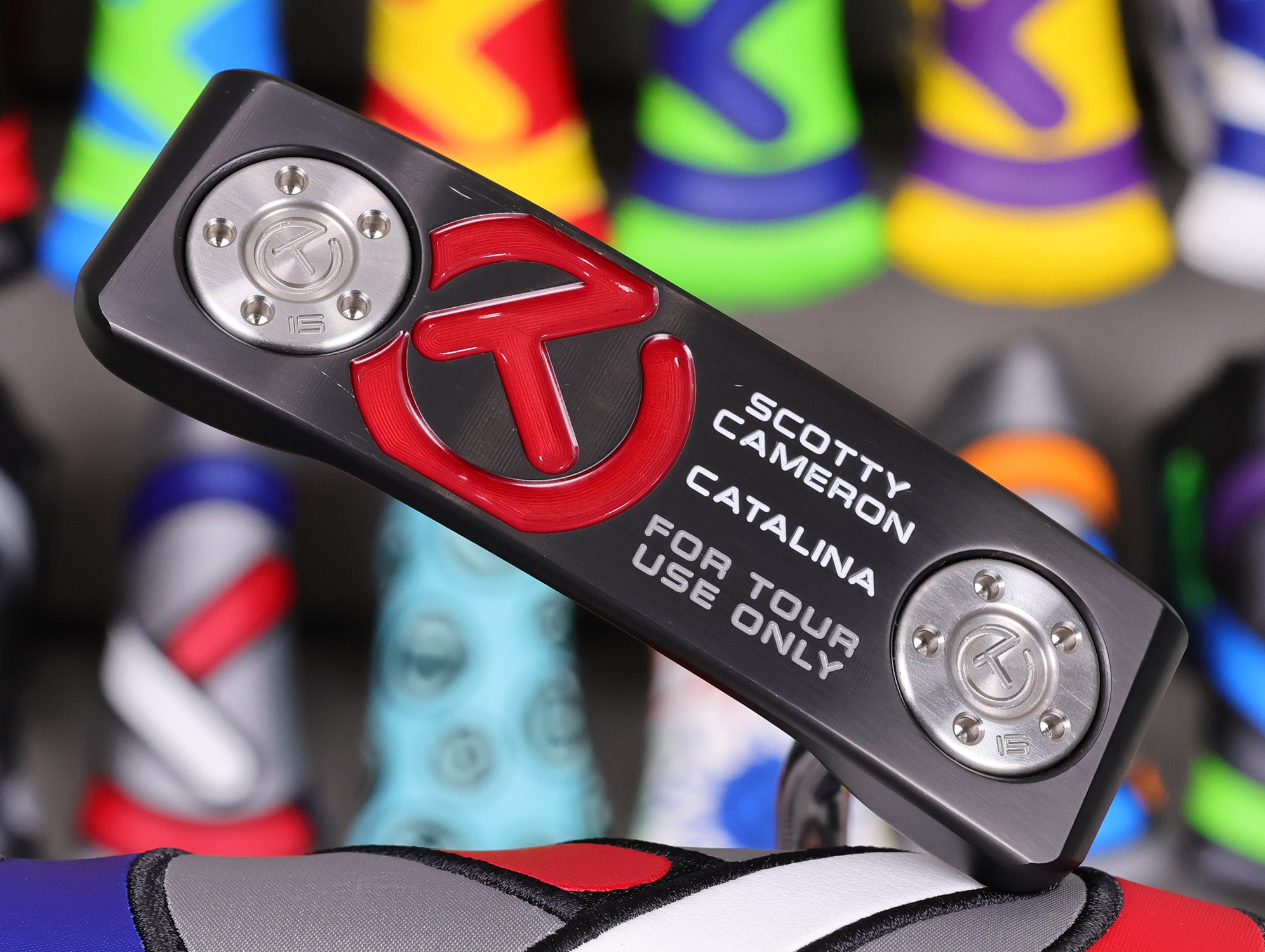 scotty cameron tour only black catalina studio style circle t 350g putter with carbon steel chain link milled insert and tour only single bend shaft for slight toe hang golf club