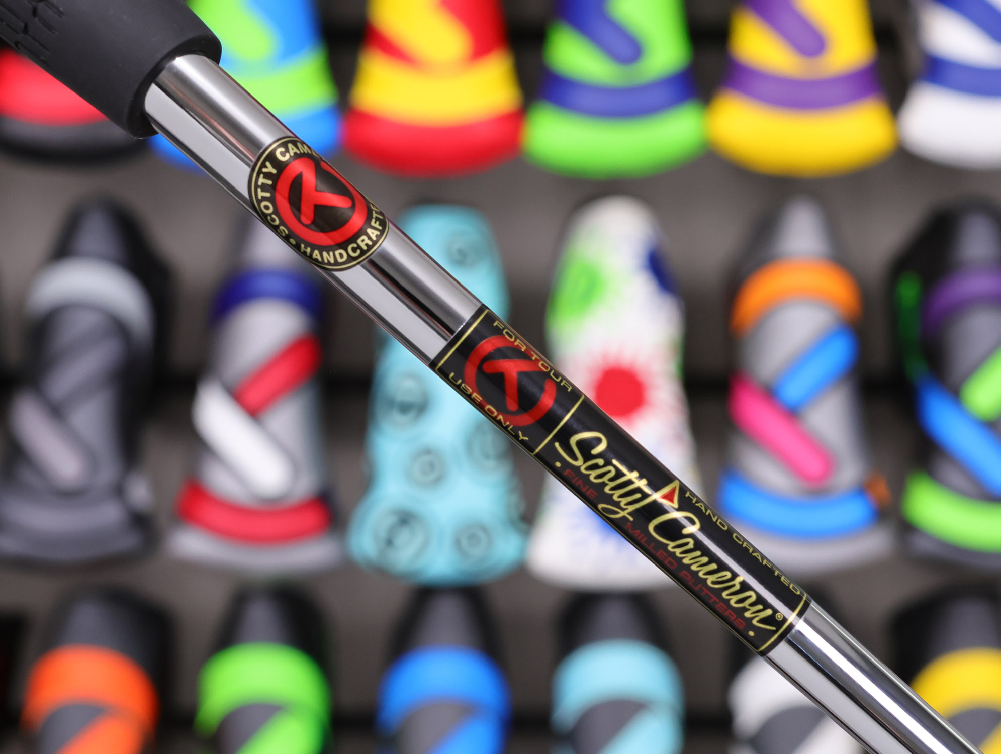Scotty Cameron 2026 Tour Only Phantom 7.2 Circle T 360G w/ Top Line & Carbon Steel "Chain-Link" Milled Insert - Image 7