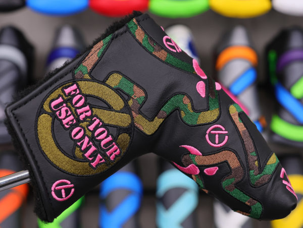 Scotty Cameron “For Tour Use Only” Pink Camo Bulldog Circle T Blade Headcover