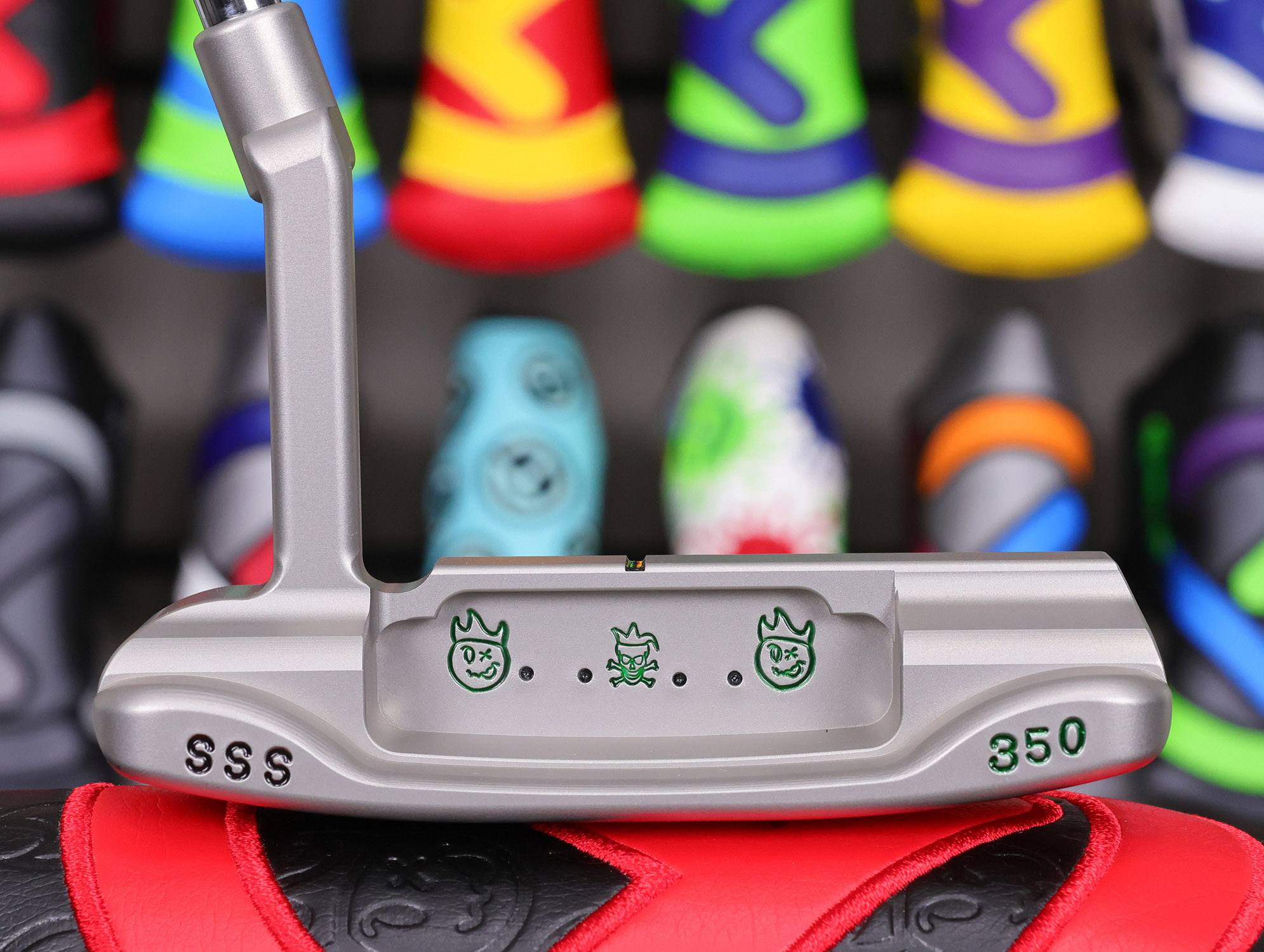 scotty cameron tour only sss masterful 009m circle t 350g putter with top line and hot head harry and tour jester skull stamps golf club
