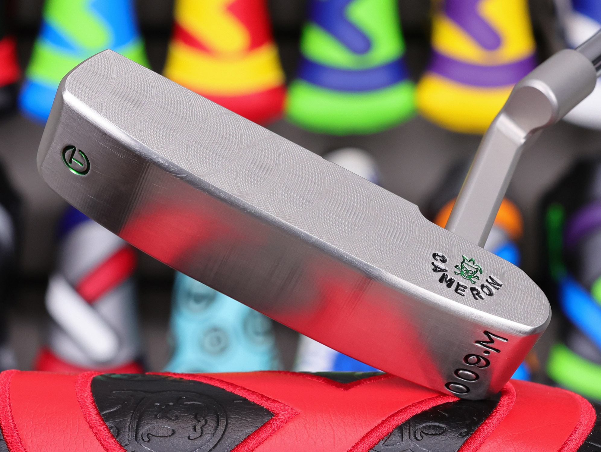 scotty cameron tour only sss masterful 009m circle t 350g putter with top line and hot head harry and tour jester skull stamps golf club