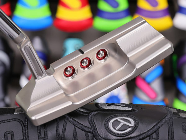 scotty cameron tour only buttonback timeless 2.5 plus teryllium insert circle t 360g putter with i beam jet neck and top line golf club