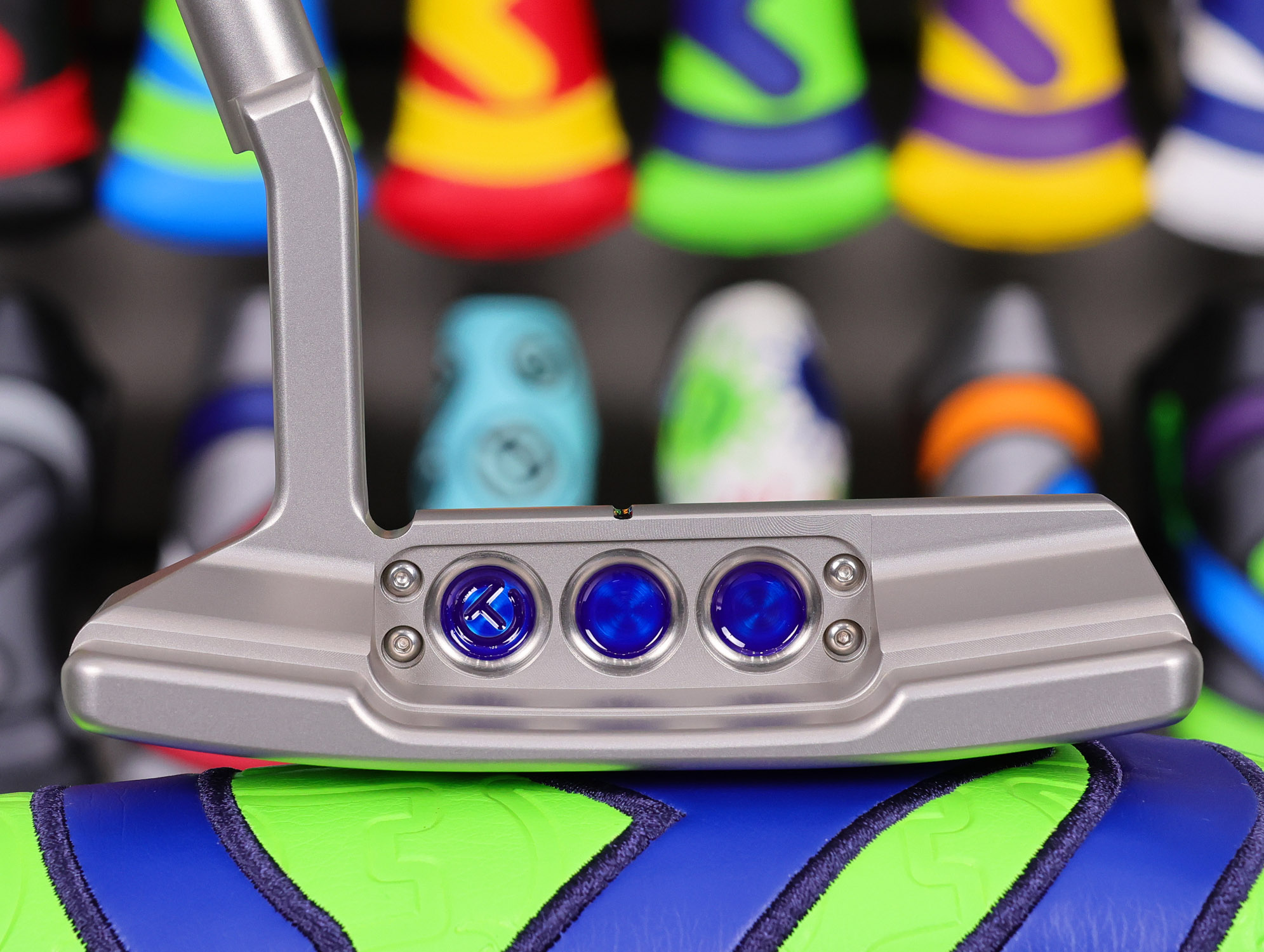 scotty cameron tour only concept 2 newport 2 select circle t 360g with xperimental blue sss insert and braided leather stitchback grip golf club