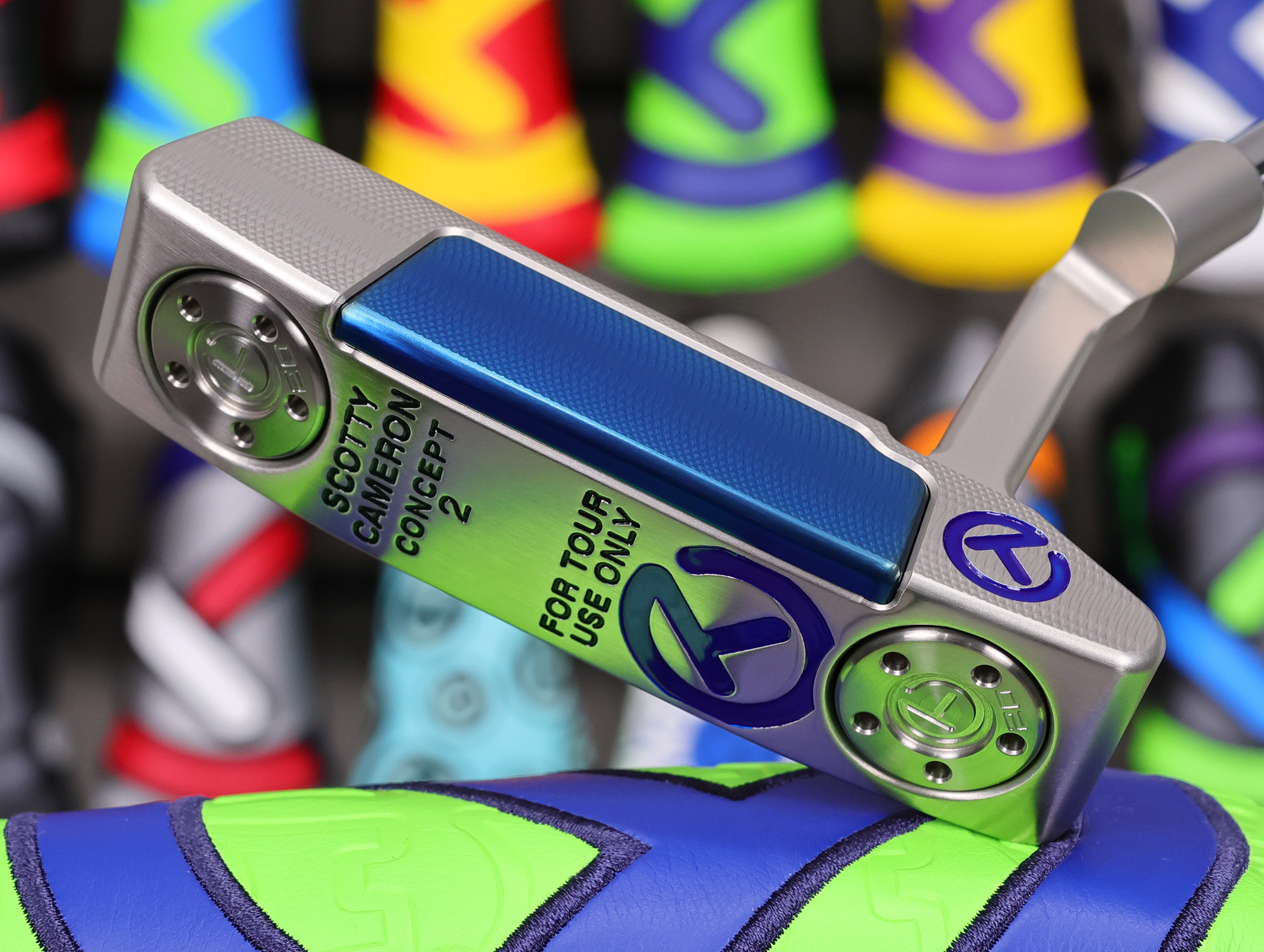 scotty cameron tour only concept 2 newport 2 select circle t 360g with xperimental blue sss insert and braided leather stitchback grip golf club