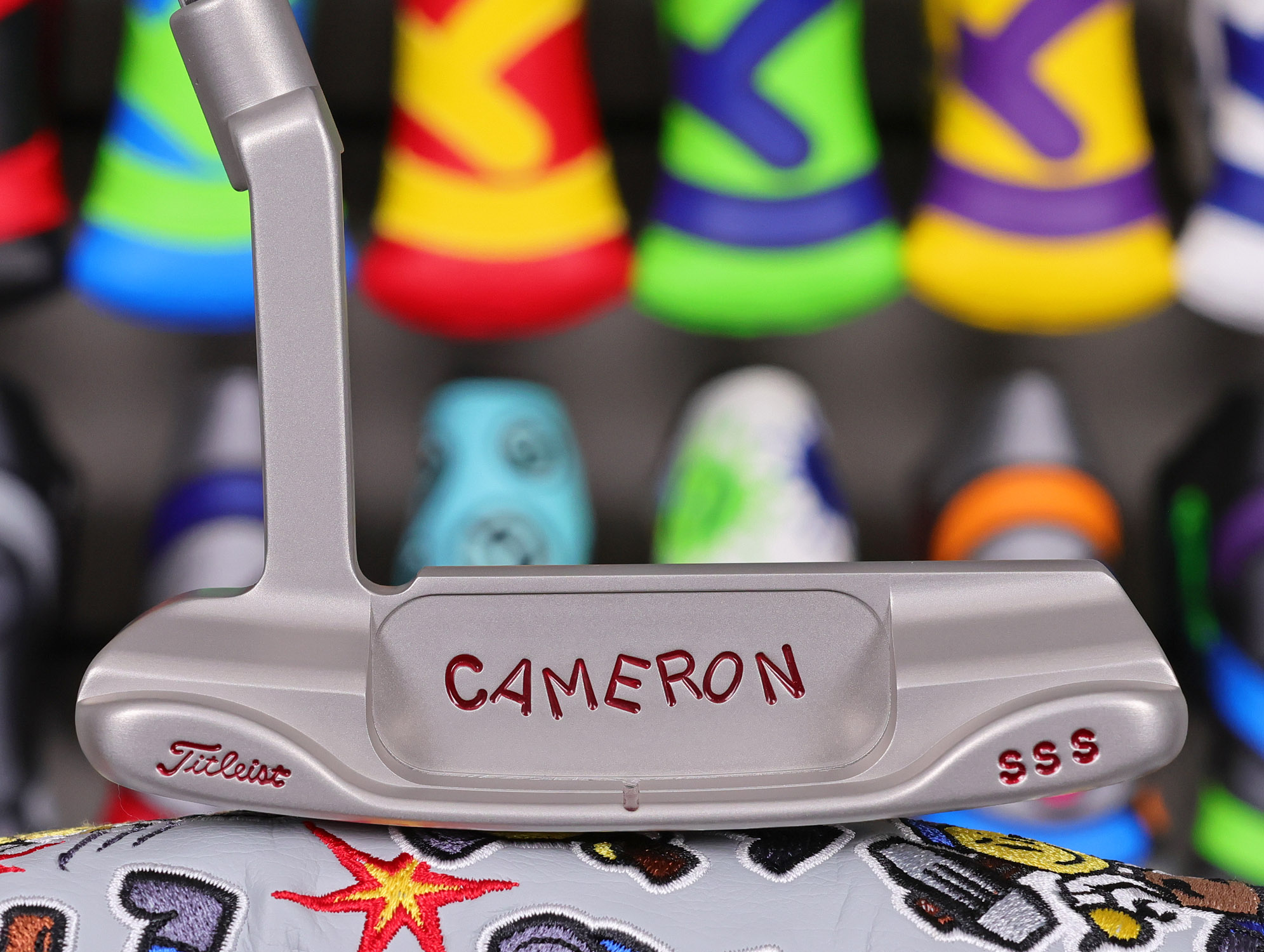 scotty cameron tour only sss newport beach handstamped circle t 330g putter with sound slot and translucent red paint fill golf club