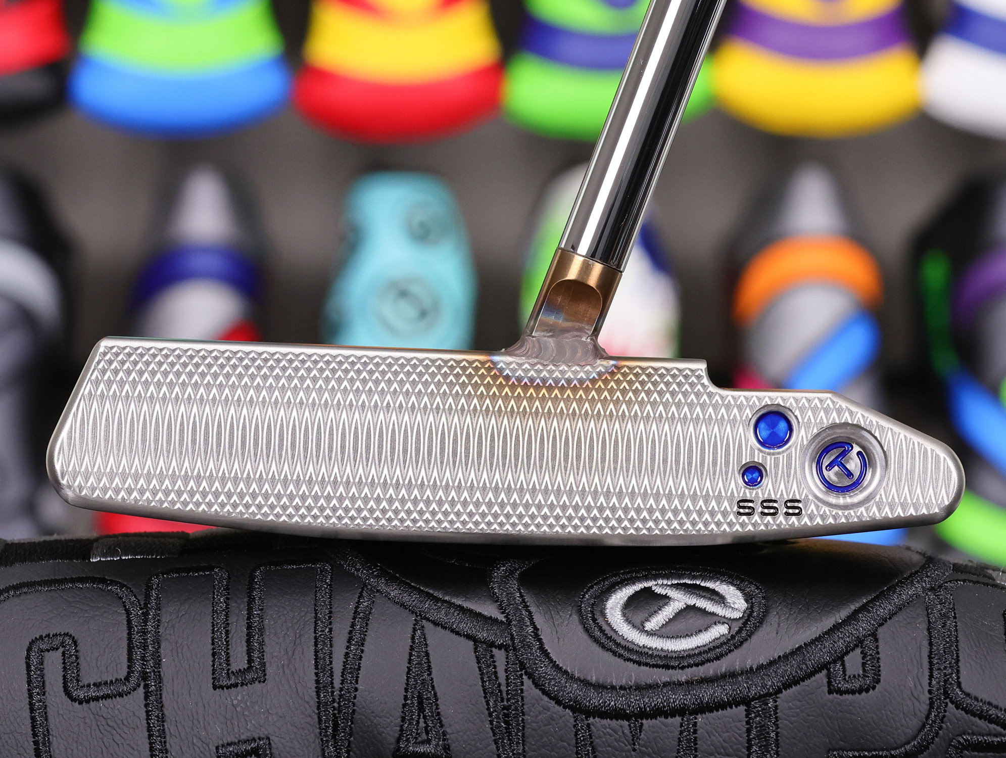 scotty cameron tour only two tone sss timeless plus tourtype circle t 360g with chromatic bronze welded centershaft spud neck golf club