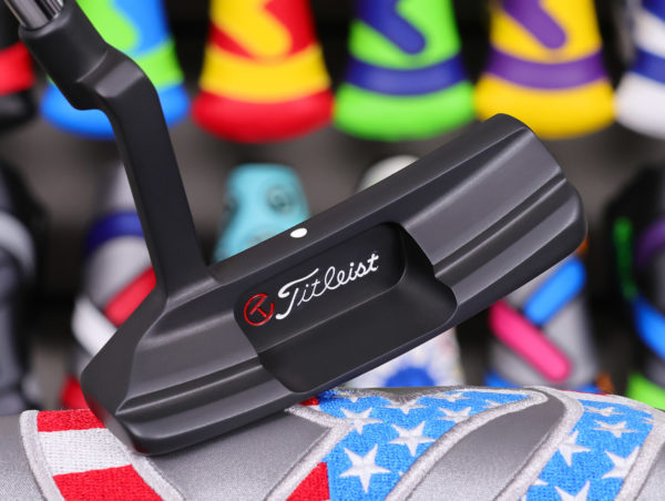scotty cameron tour only 3x black carbon steel circa 62 number 3 handstamped circle t putter with extreme toe stamps and sight dot golf club