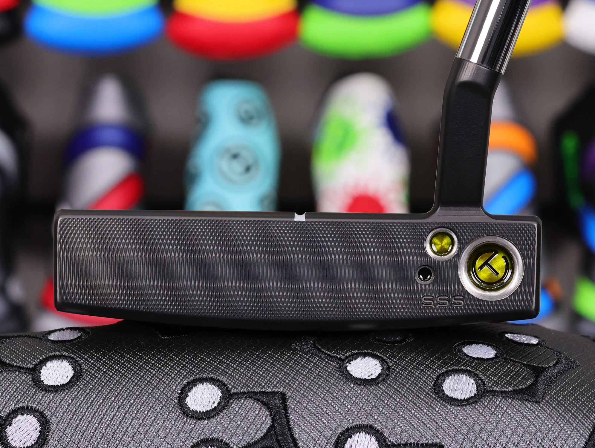 scotty cameron tour only black sss fastback tfb 1.5 tourtype circle t 360g putter with top line and translucent lime green and smoke paint fill golf club