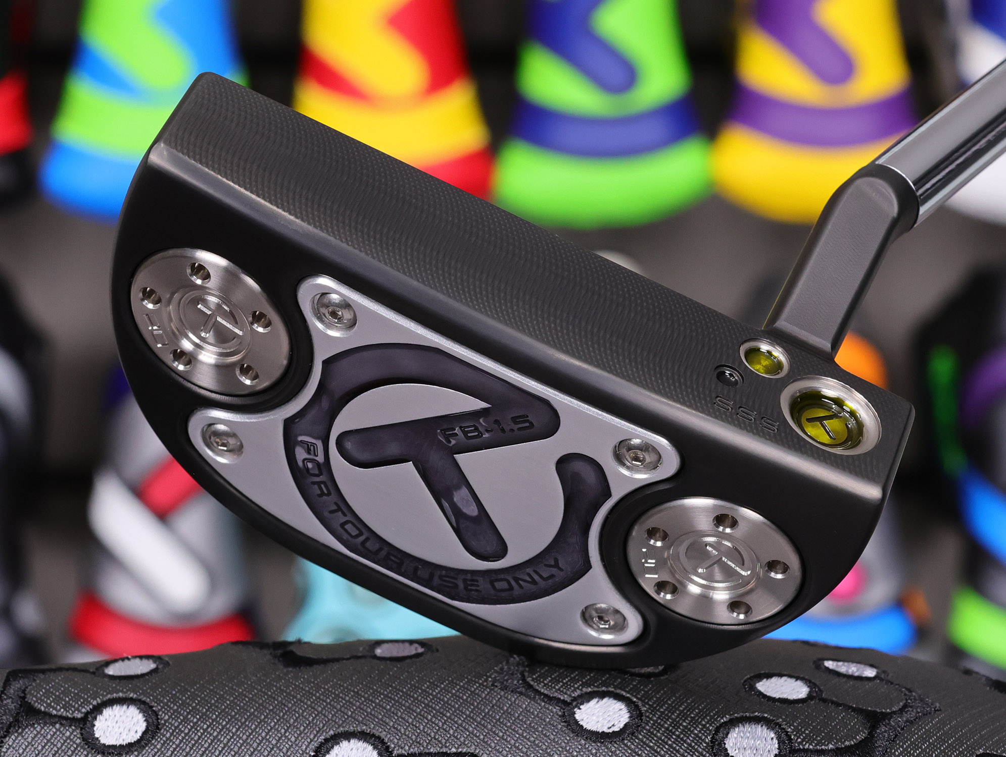 scotty cameron tour only black sss fastback tfb 1.5 tourtype circle t 360g putter with top line and translucent lime green and smoke paint fill golf club