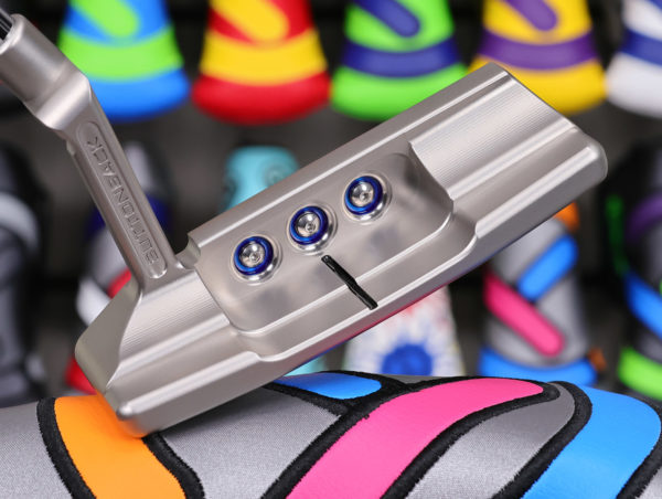 scotty cameron tour only buttonback timeless plus teryllium insert circle t 360g putter with translucent blue paint fill golf club