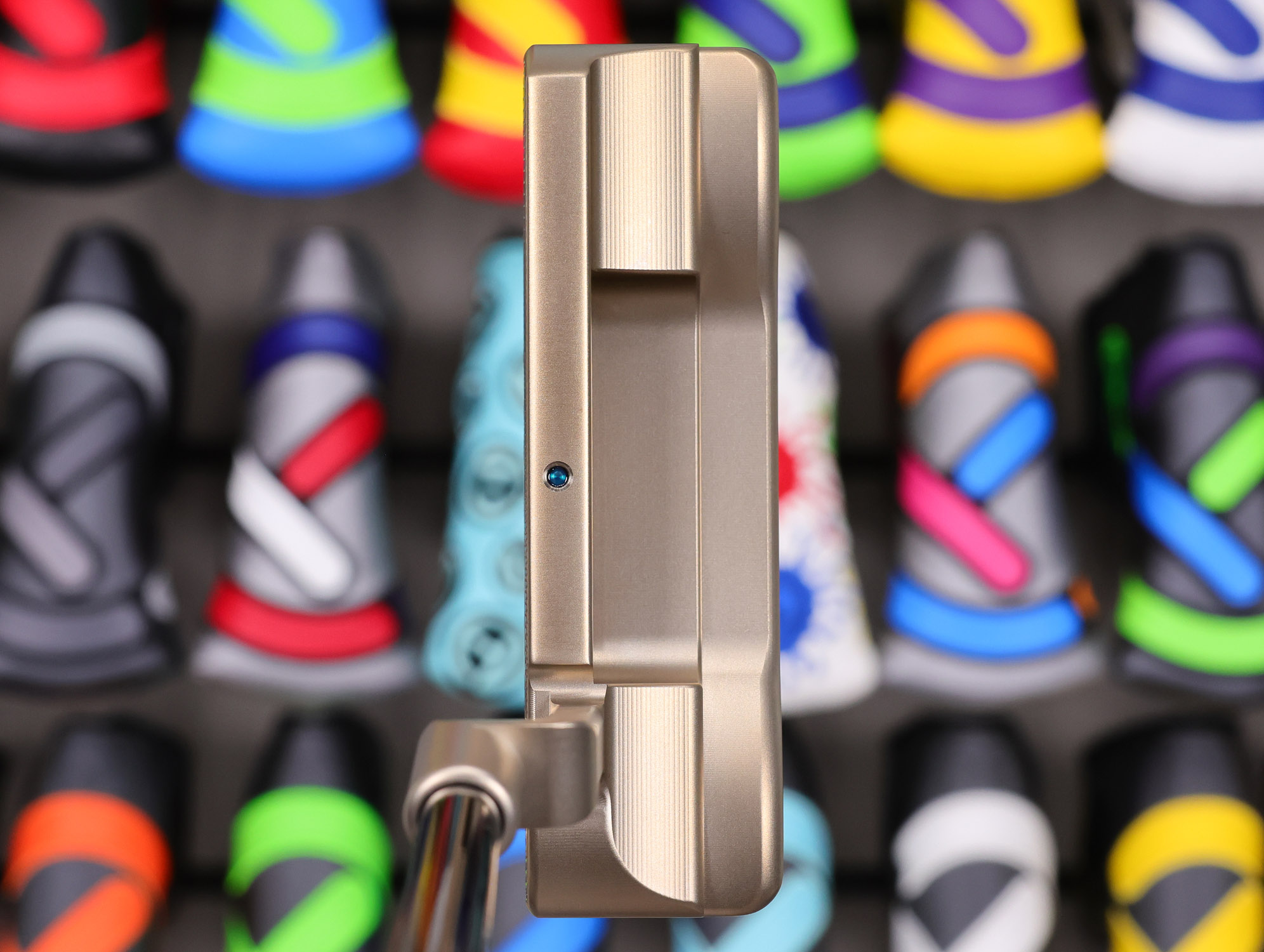 scotty cameron tour only deep milled chromatic bronze sss masterful plus tourtype circle t 360g putter with sea bubble blue translucent paint fill and double milled sight dot golf club